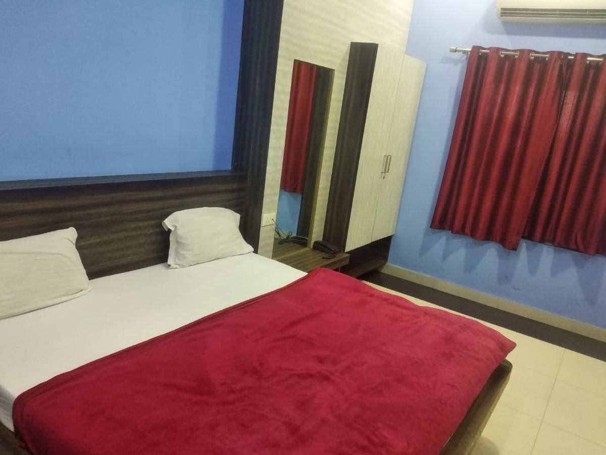Negi'S Grand By Wb Hotels Kanpur Exterior foto
