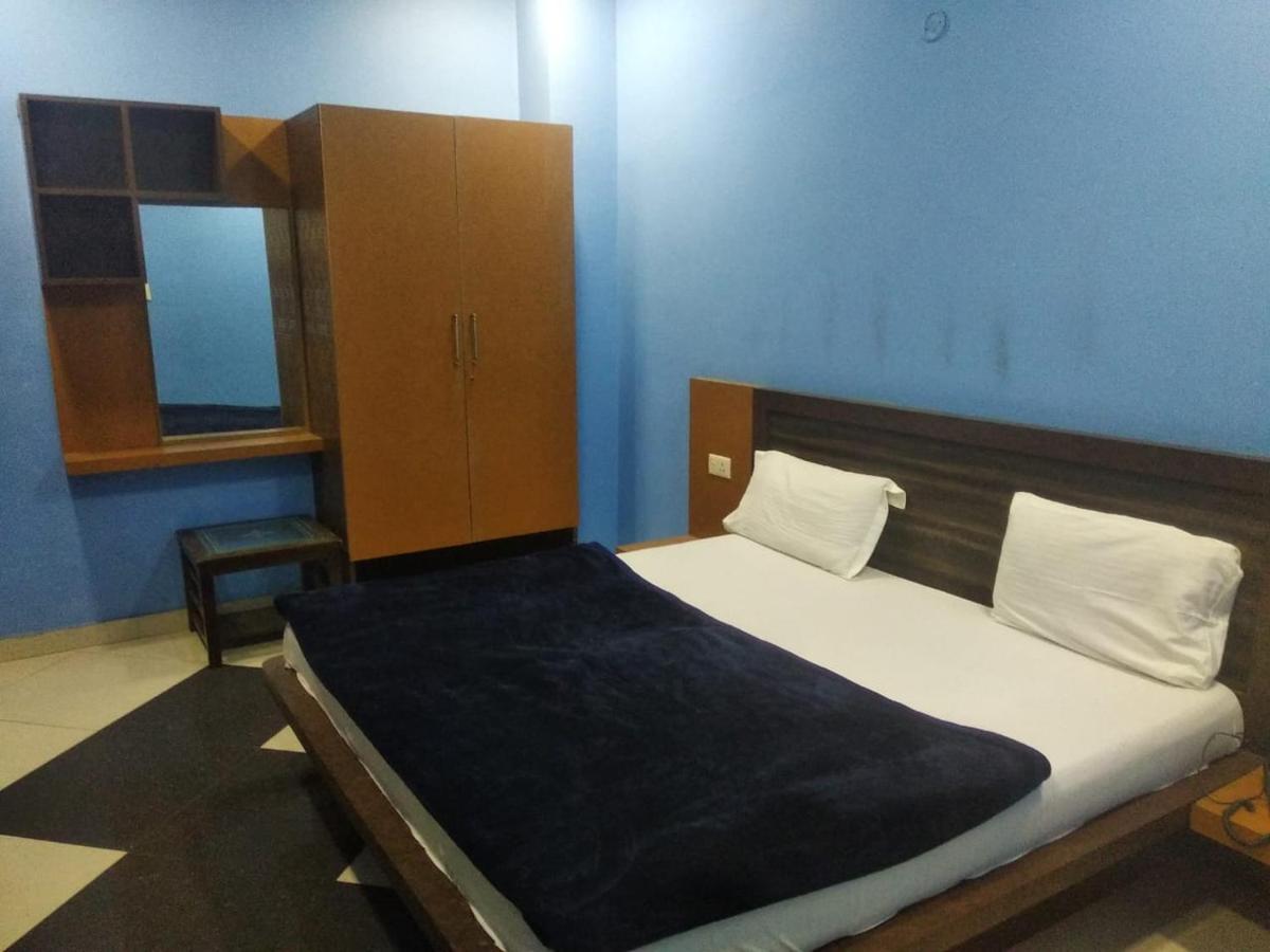 Negi'S Grand By Wb Hotels Kanpur Exterior foto